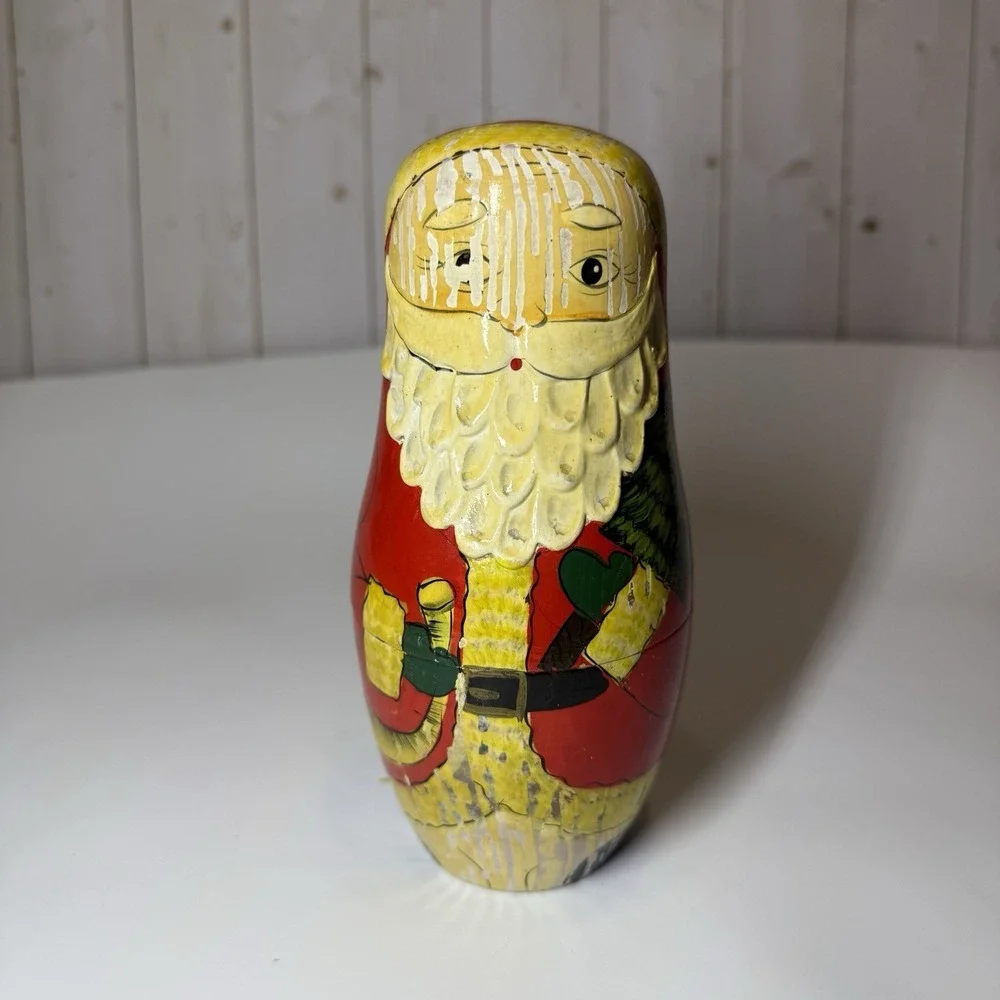 Vintage Santa Russian Matryoshka Wooden Nesting Dolls Set of 6 Has Paint Chips